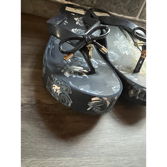 Kate Spade Blue Floral Wedge Sandals Size 9 Thong Summer Beach Party - Picture 9 of 16